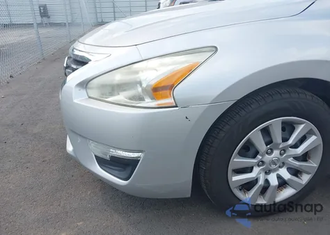 2015 Nissan Altima 2.5 S z USA, uszkodzony, nr VIN 1N4AL3AP8FC450260